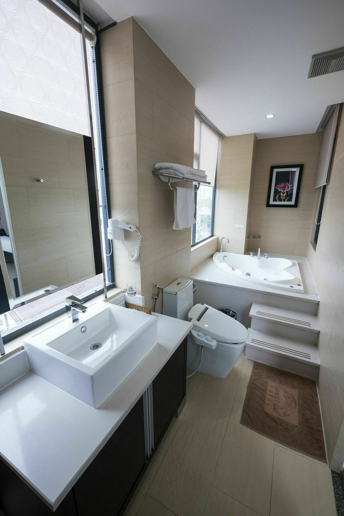 Azumaya Hotel Da Nang Exterior photo